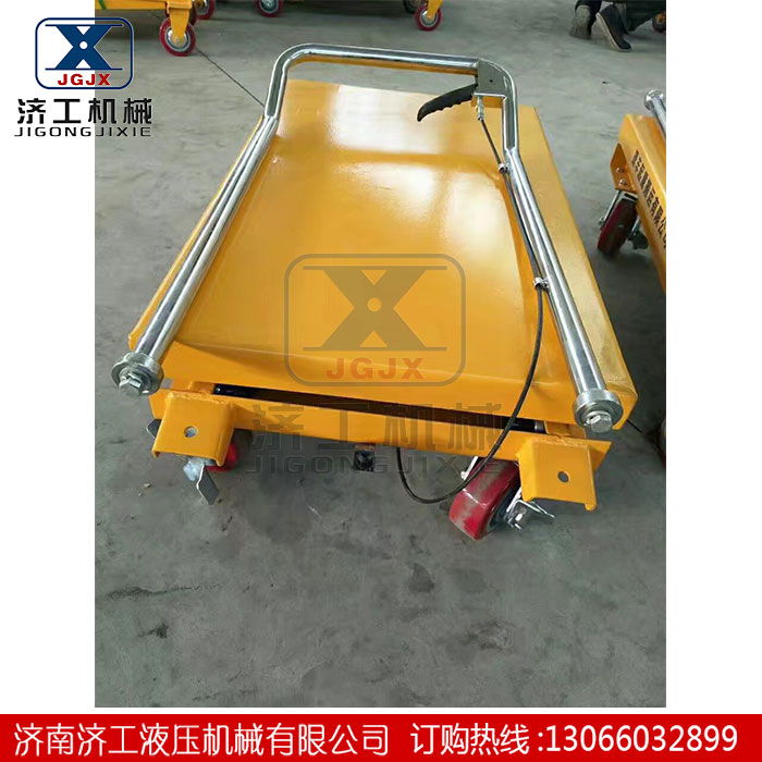 手動(dòng)液壓升降平臺(tái)車